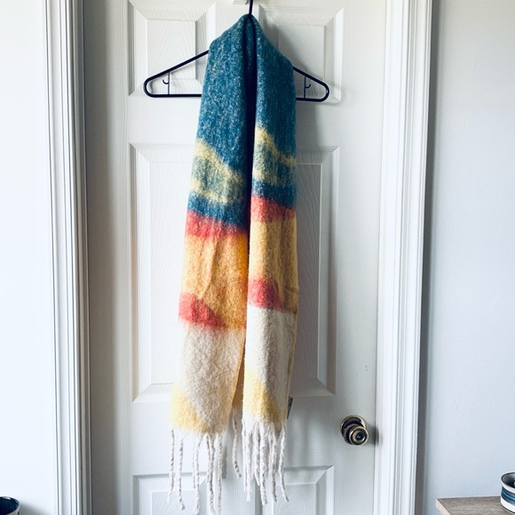 NATURAL LIFE Cuddle Up Cozy Scarf - Sedona - Picture 2 of 10